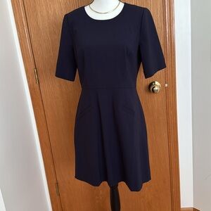 J. Crew Resume Dress Size 8 Navy Blue Italian Wool Tollegno 1900 Career Sheath